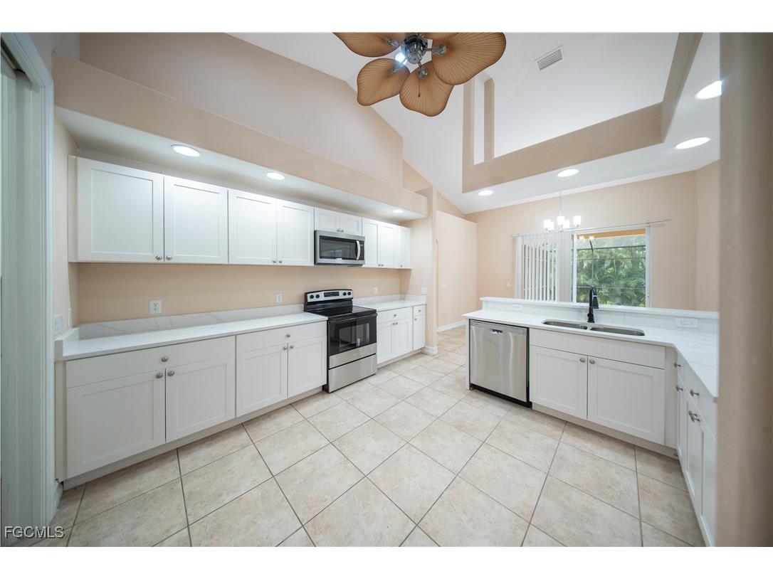 3230 SW 4th Terrace Cape Coral FL 33991 2025014418 image8
