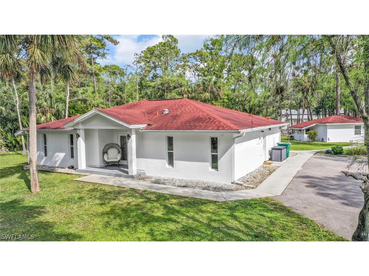 3231 13th Avenue SW Naples FL 34117 226012015 image1