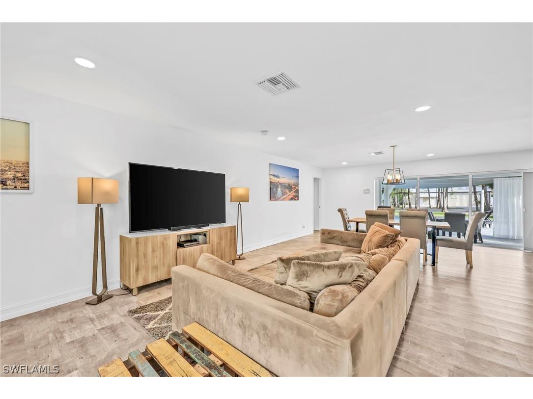 3231 13th Avenue SW Naples FL 34117 226012015 image3