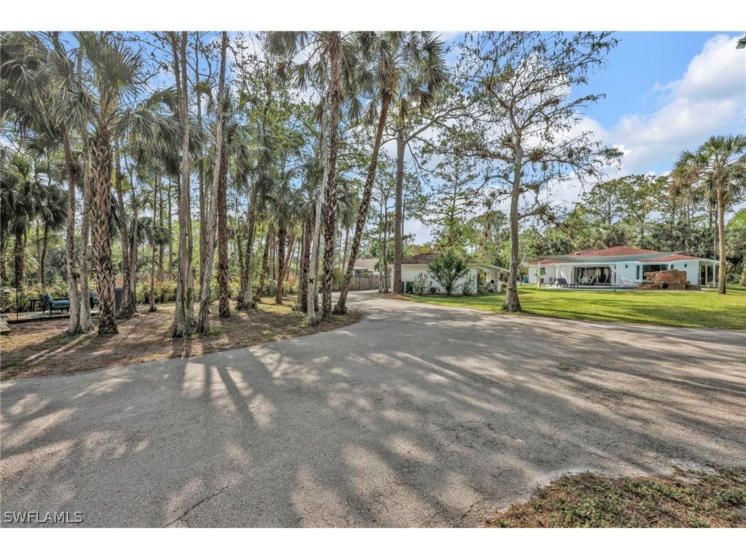 3231 13th Avenue SW Naples FL 34117 226012015 image37