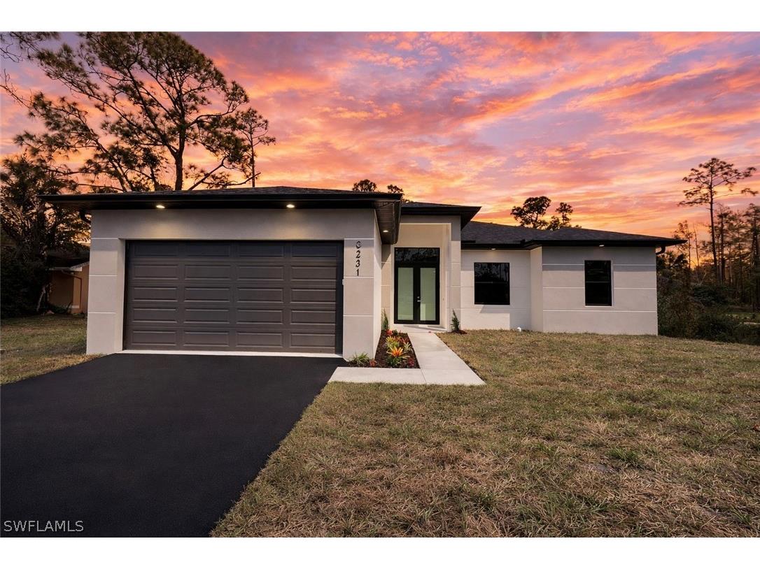 3231 41st Avenue NE Naples FL 34120 226011248 image1