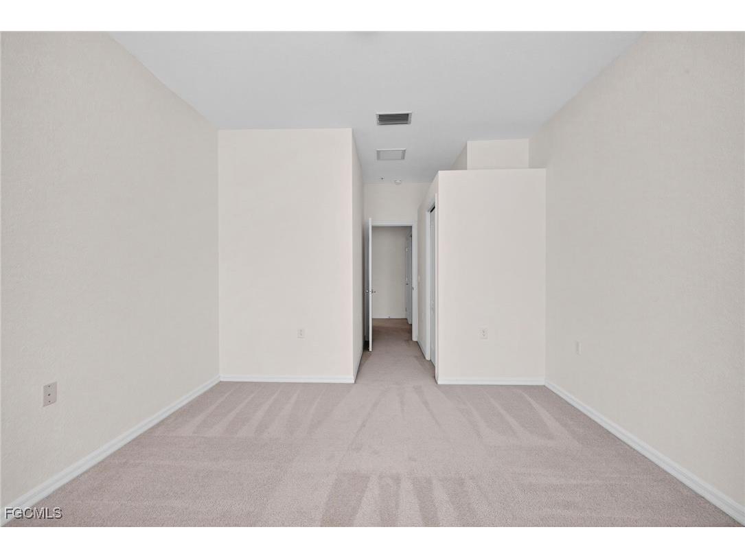 3231 Cottonwood Bend #303 Fort Myers FL 33905 2025010576 image26