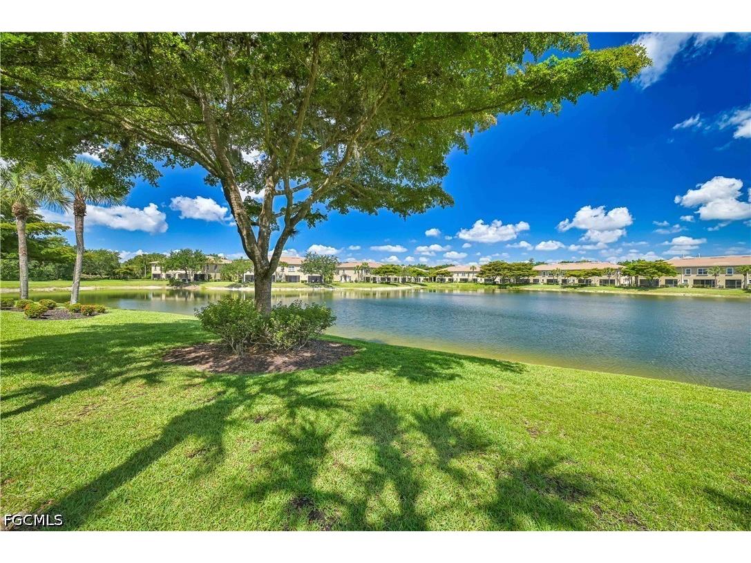 3231 Cottonwood Bend #306 Fort Myers FL 33905 2026020727 image5