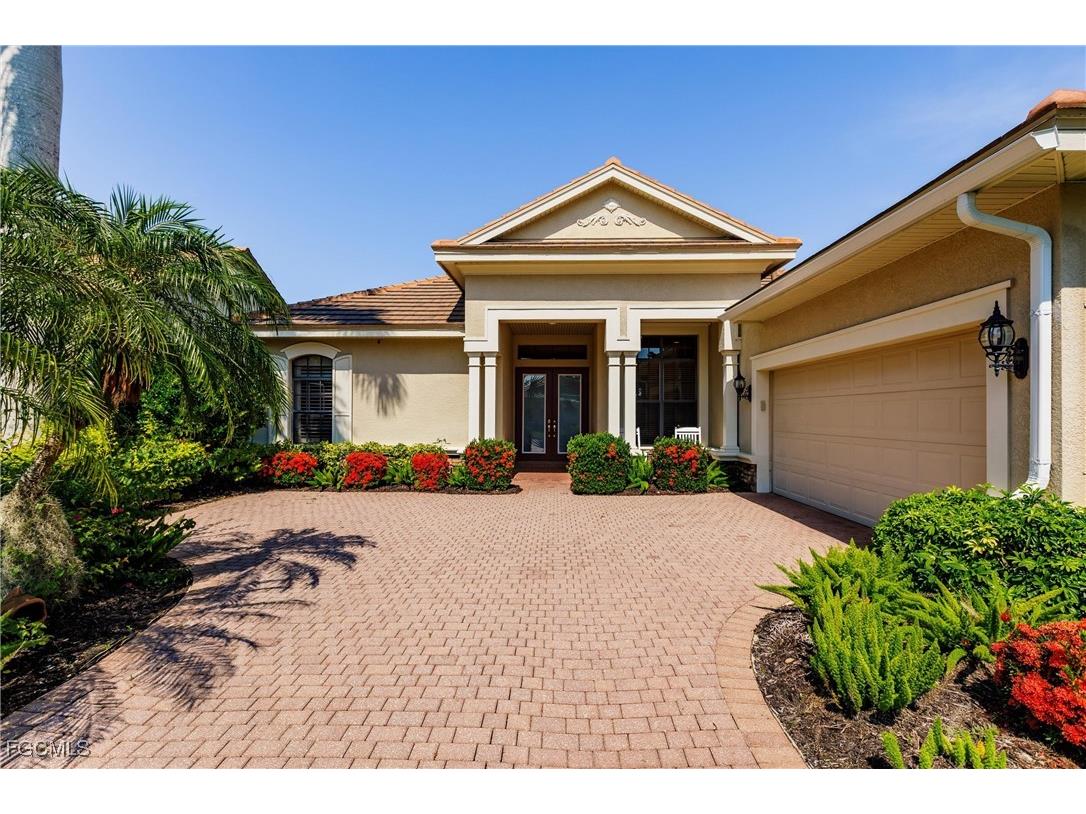 3231 Shady Bend Fort Myers FL 33905 2025006263 image1