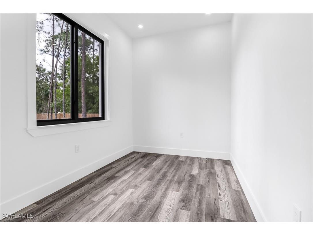 3232 47th Avenue NE Naples FL 34120 225082204 image20