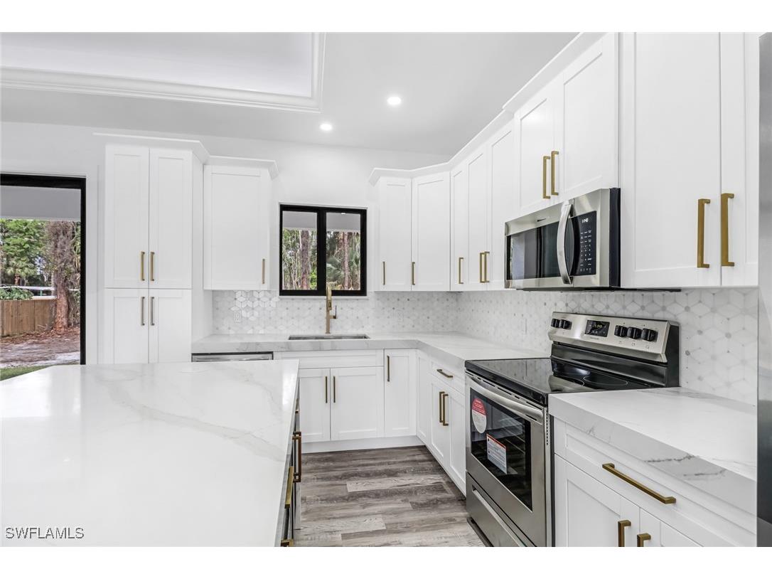 3232 47th Avenue NE Naples FL 34120 225082204 image9