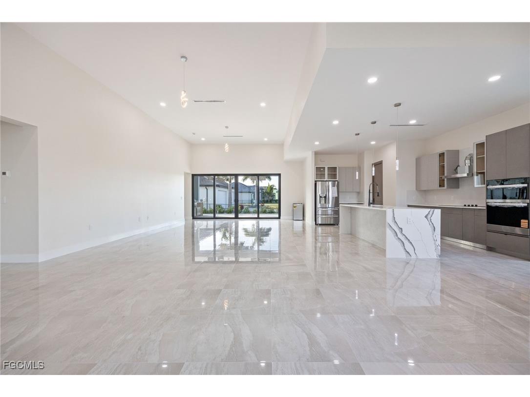 3232 NW 21st Street Cape Coral FL 33993 2025017558 image10