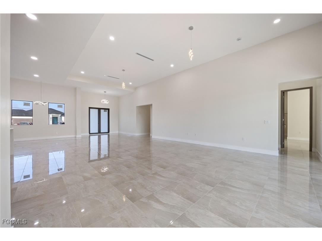 3232 NW 21st Street Cape Coral FL 33993 2025017558 image14