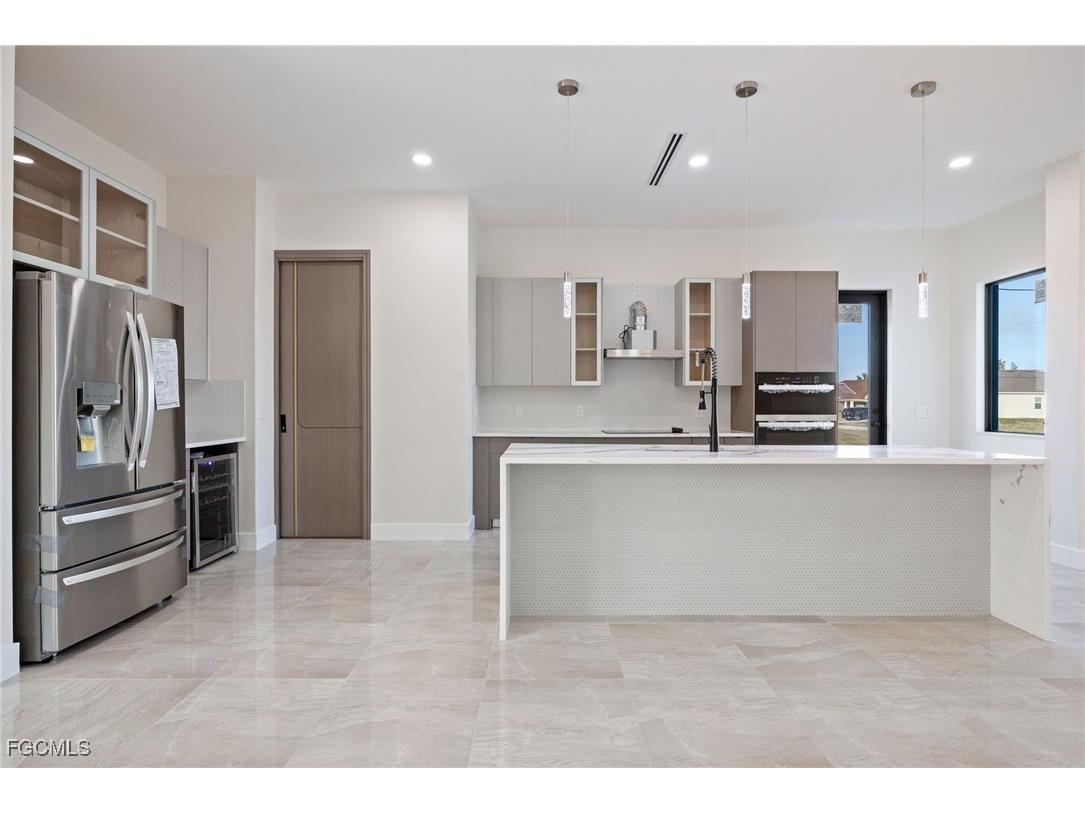 3232 NW 21st Street Cape Coral FL 33993 2025017558 image18