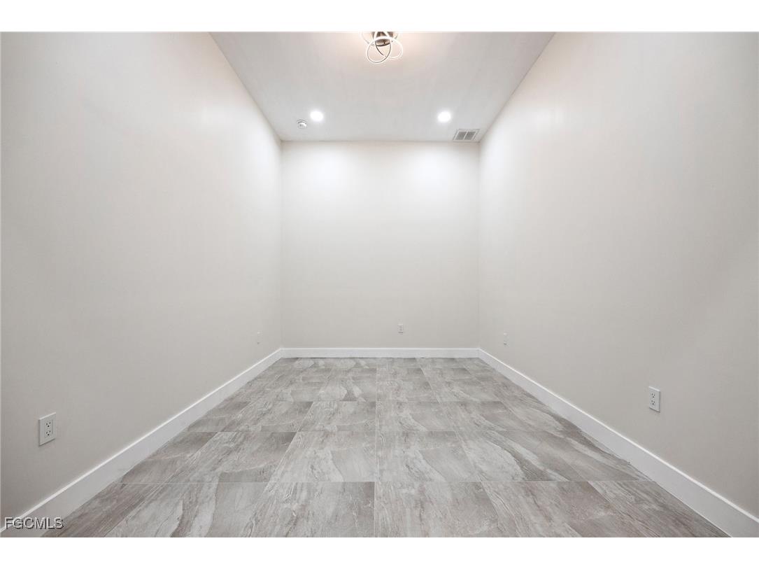 3232 NW 21st Street Cape Coral FL 33993 2025017558 image30