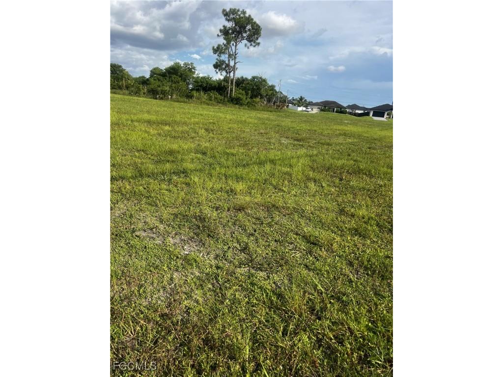 3233 Andalusia Boulevard Cape Coral FL 33909 2025005810 image7