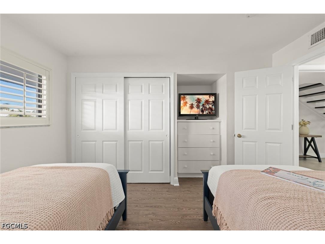 3233 Tennis Villas Captiva FL 33924 2026015776 image20