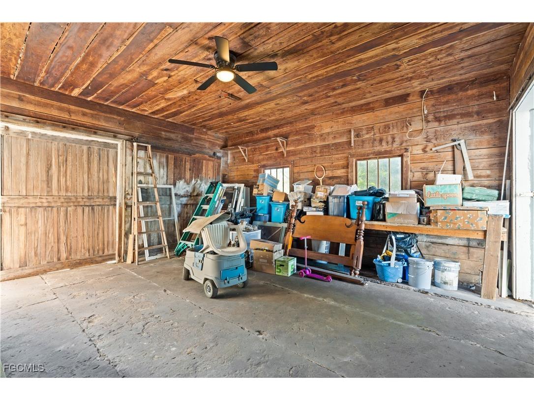 3235 Avocado Drive Fort Myers FL 33901 2025014030 image44