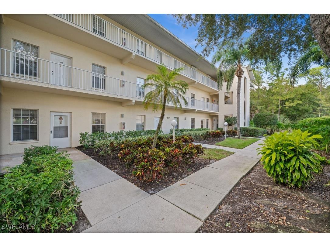 3235 Cypress Glen Way #307 Naples FL 34109 225073958 image47