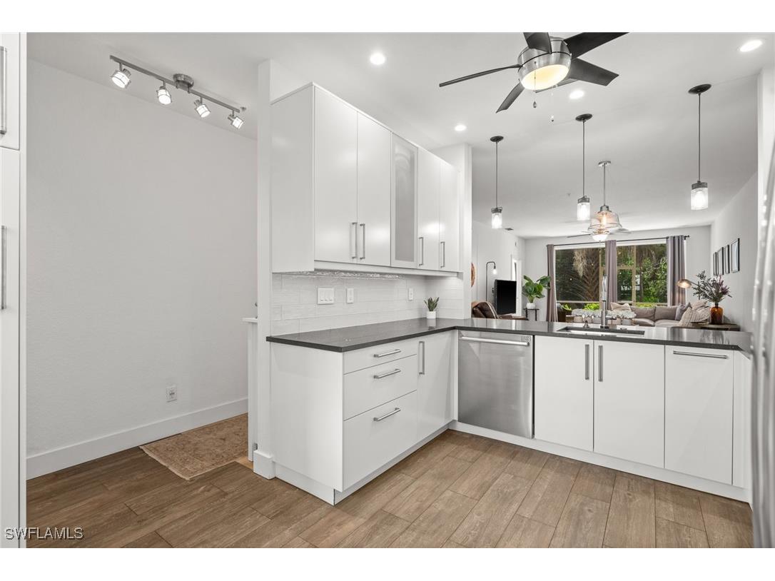 3235 Cypress Glen Way #307 Naples FL 34109 225073958 image9