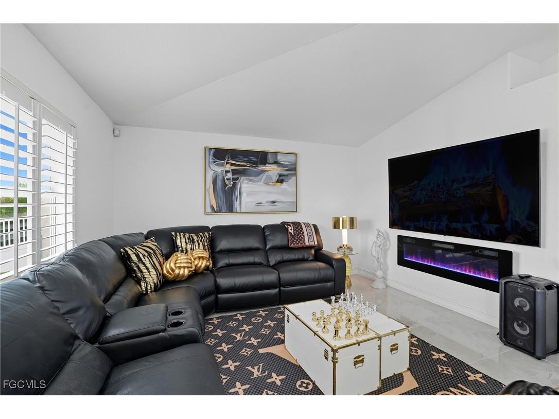 3235 NW 17th Lane Cape Coral FL 33993 2025013261 image13