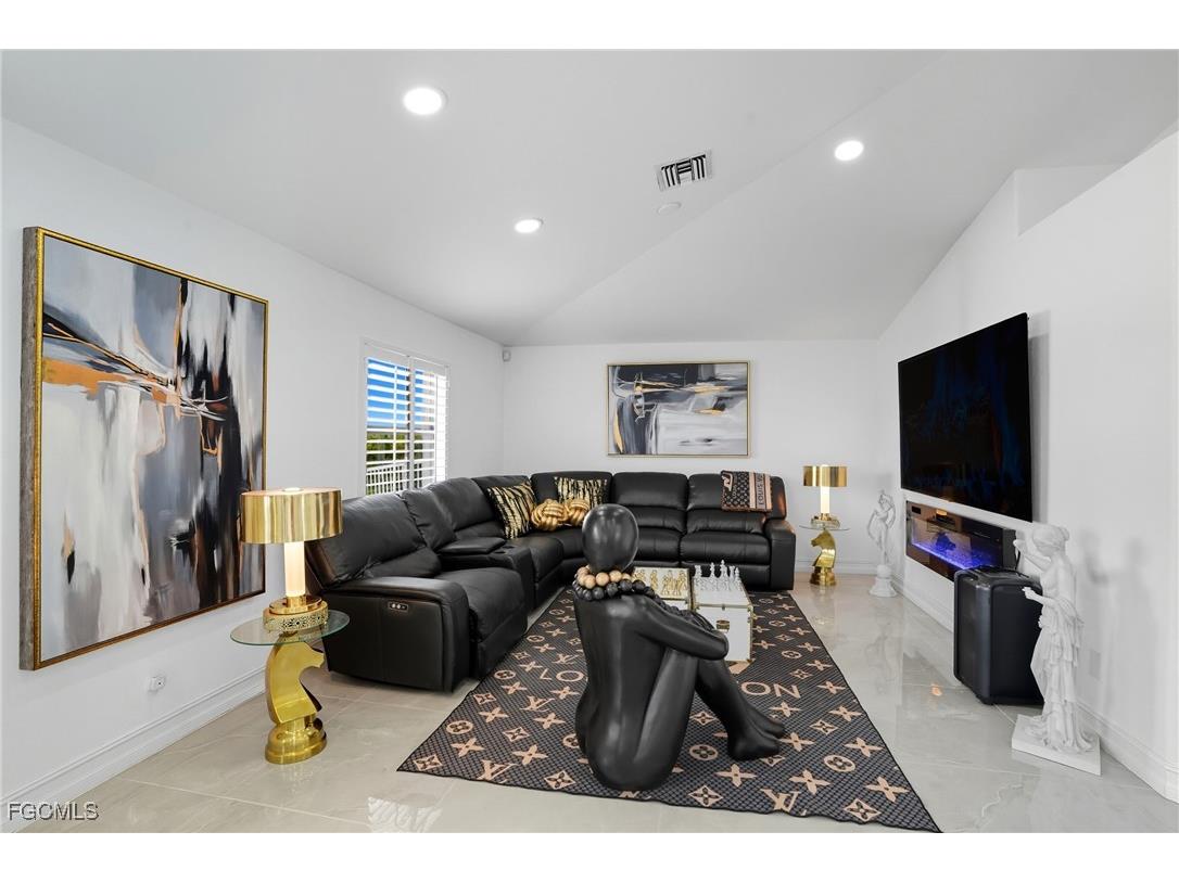 3235 NW 17th Lane Cape Coral FL 33993 2025013261 image14