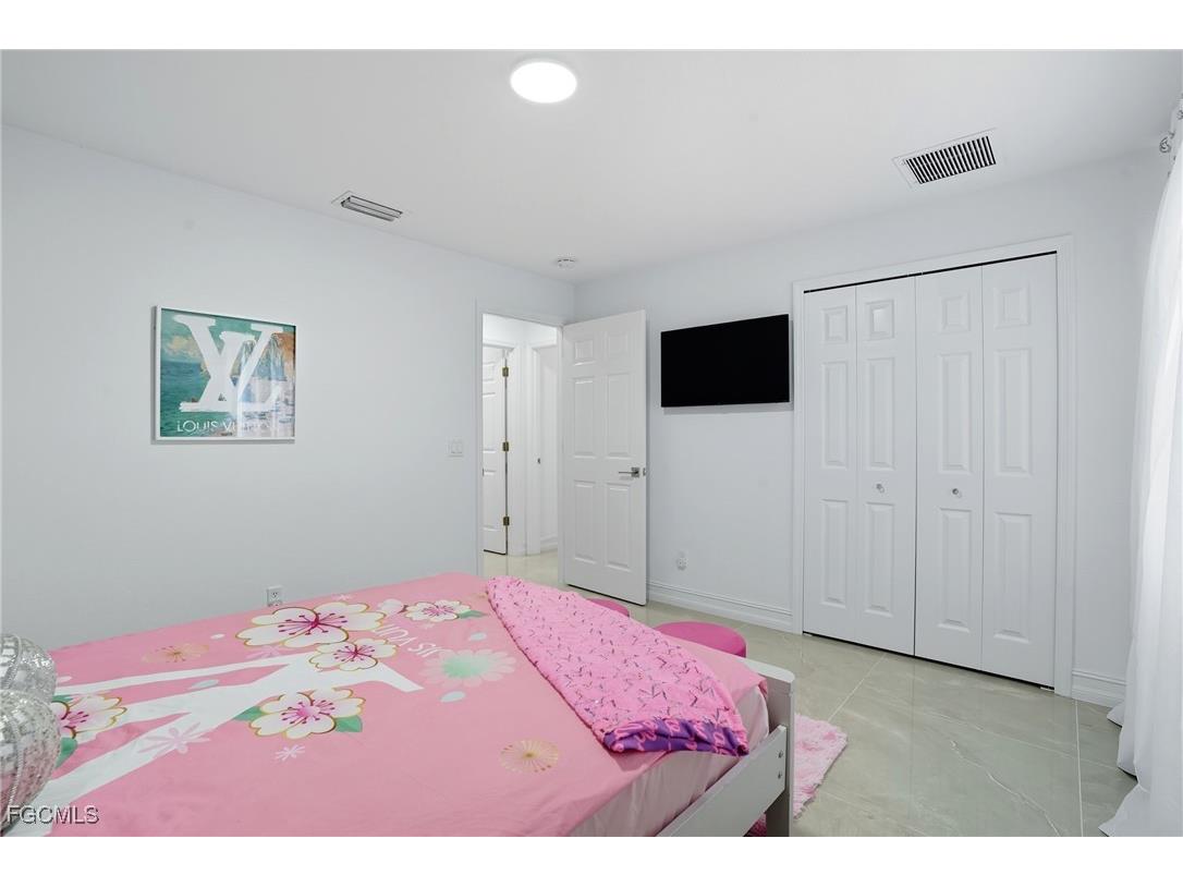 3235 NW 17th Lane Cape Coral FL 33993 2025013261 image28