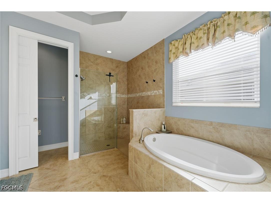 3236 Magnolia Landing Lane North Fort Myers FL 33917 2026026259 image15
