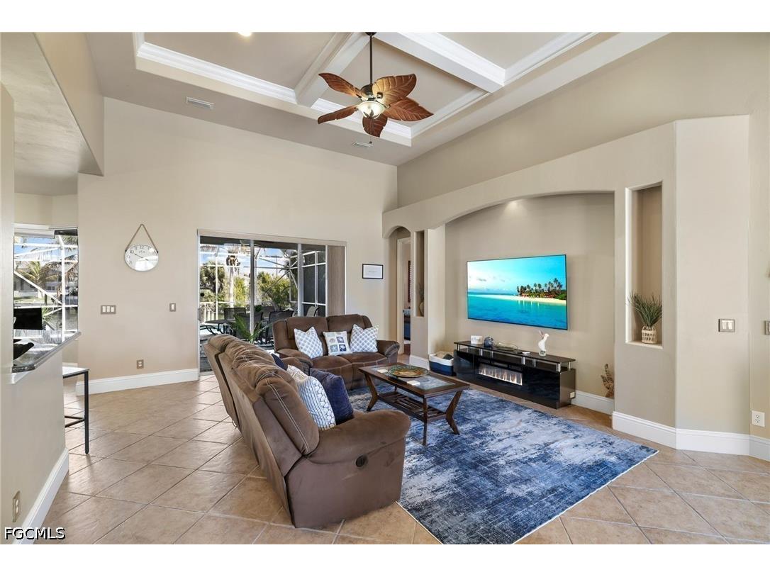3237 Yucatan Parkway Cape Coral FL 33993 2026022055 image5