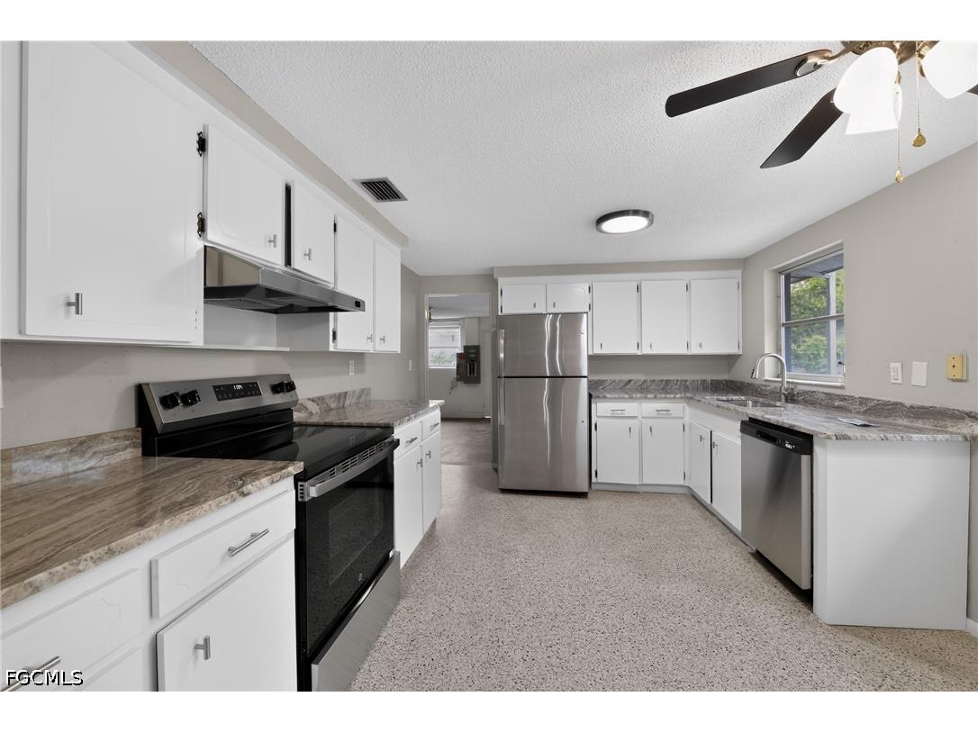 3238 Savage Road Sarasota FL 34231 2026030930 image5
