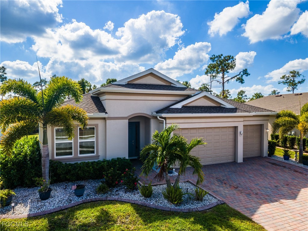 3239 Baravaldo Circle Cape Coral FL 33909 2025021356 image1