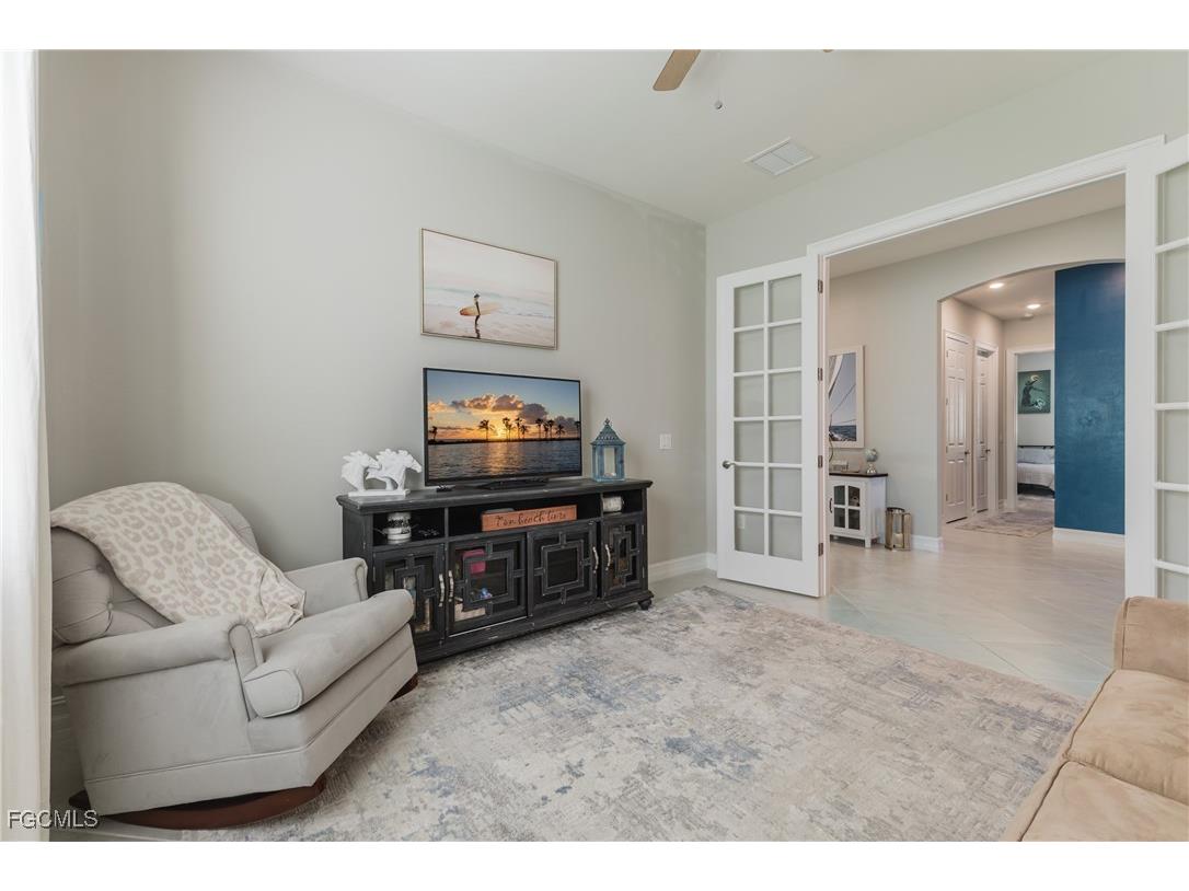 3239 Baravaldo Circle Cape Coral FL 33909 2025021356 image18