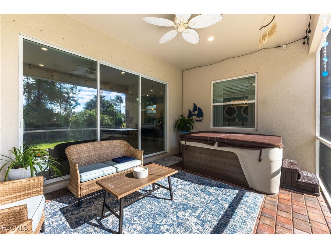 3239 Baravaldo Circle Cape Coral FL 33909 2025021356 image21