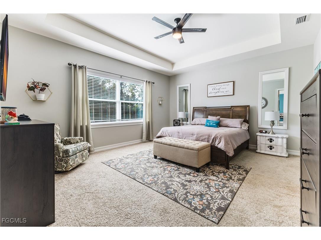 3239 Baravaldo Circle Cape Coral FL 33909 2025021356 image24