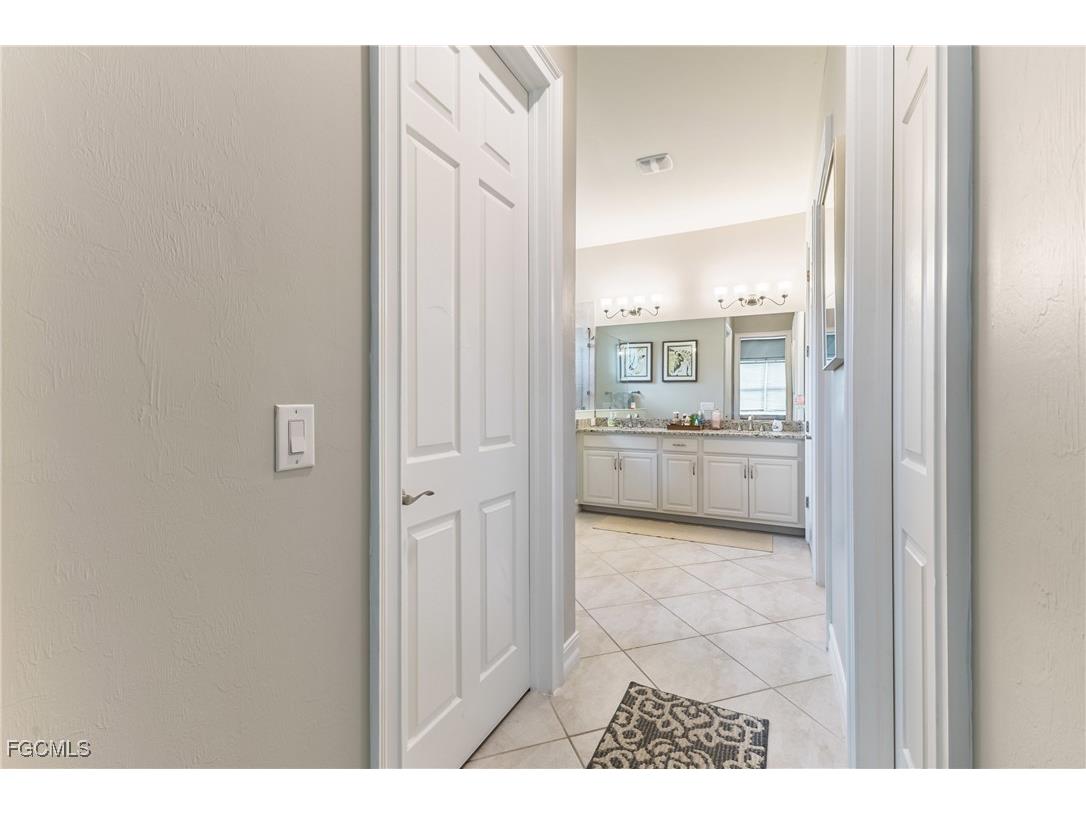 3239 Baravaldo Circle Cape Coral FL 33909 2025021356 image26