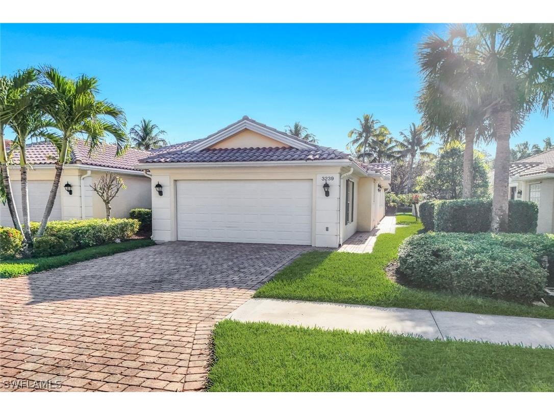 3239 Barbados Lane Naples FL 34119 226011284 image1