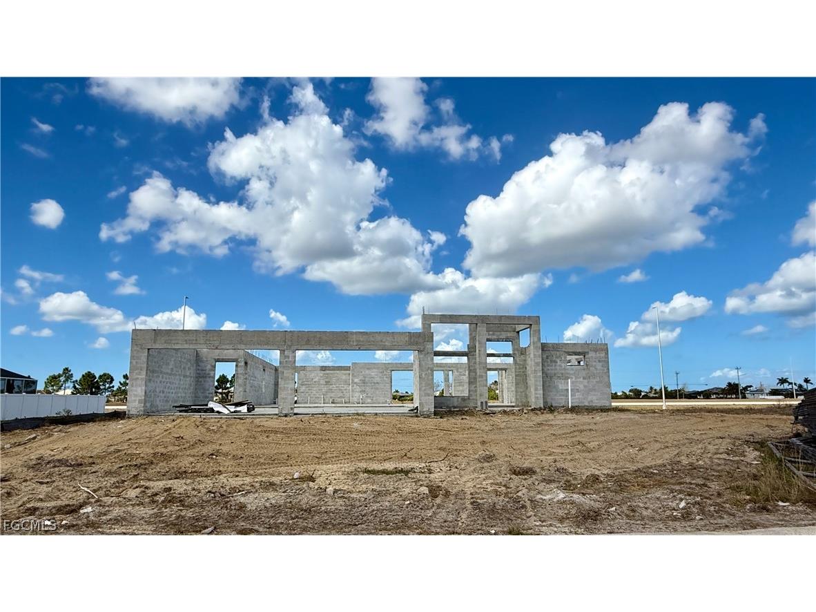 324 NW 31st Place Cape Coral FL 33993 2026001288 image1