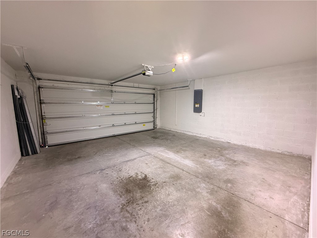 324 NW 3rd Lane Cape Coral FL 33993 2026008637 image10