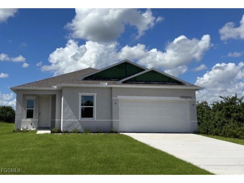 324 Pauline Avenue Lehigh Acres FL 33974 2025001296 image1