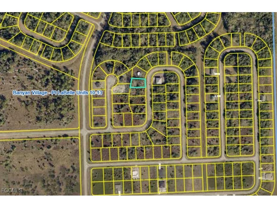 324 Phoenix Terrace Labelle FL 33935 2025013940 image2