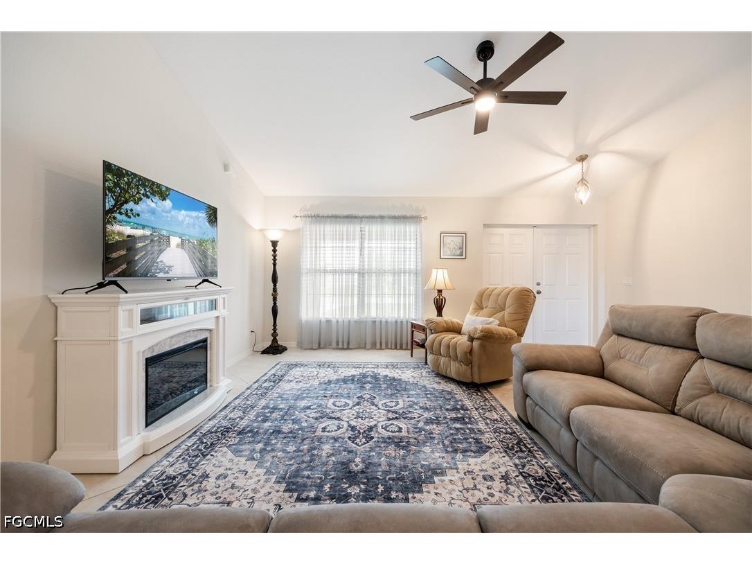 324 SW 21st Terrace Cape Coral FL 33991 2026027514 image10
