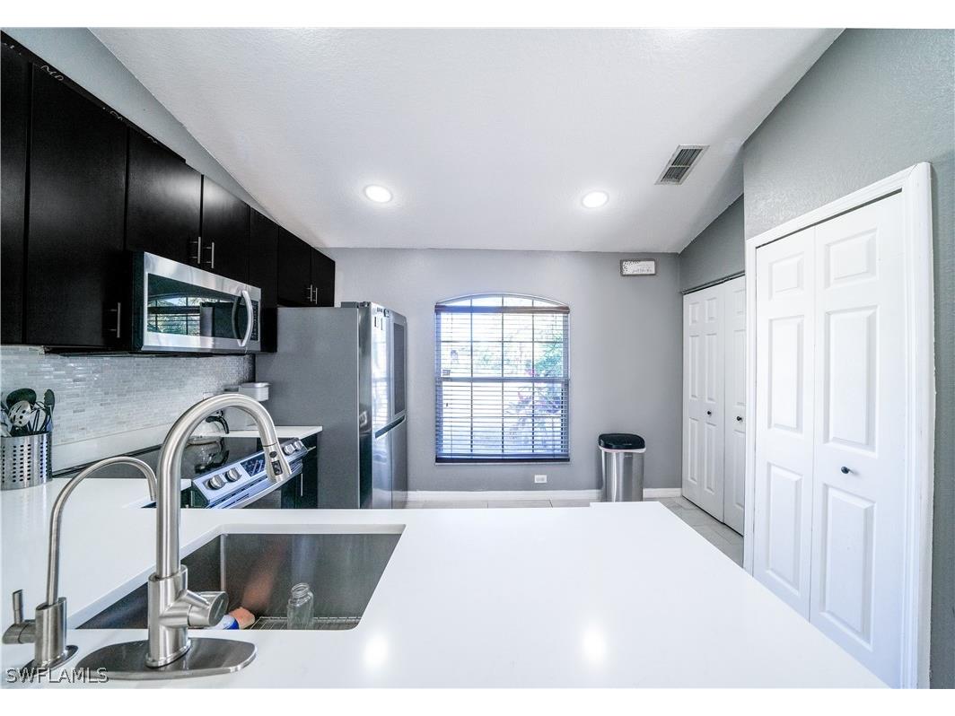 3240 18th Avenue NE Naples FL 34120 222086040 image1