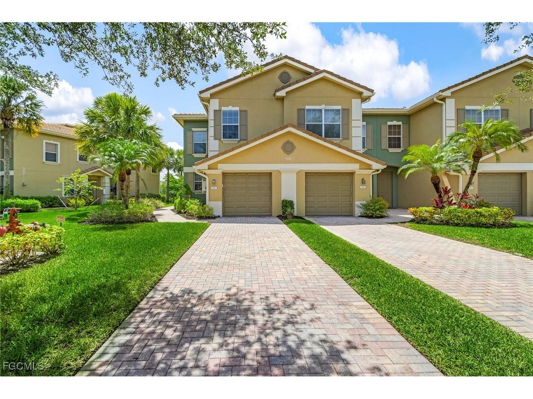 3240 Cottonwood Bend #201 Fort Myers FL 33905 2025009511 image1