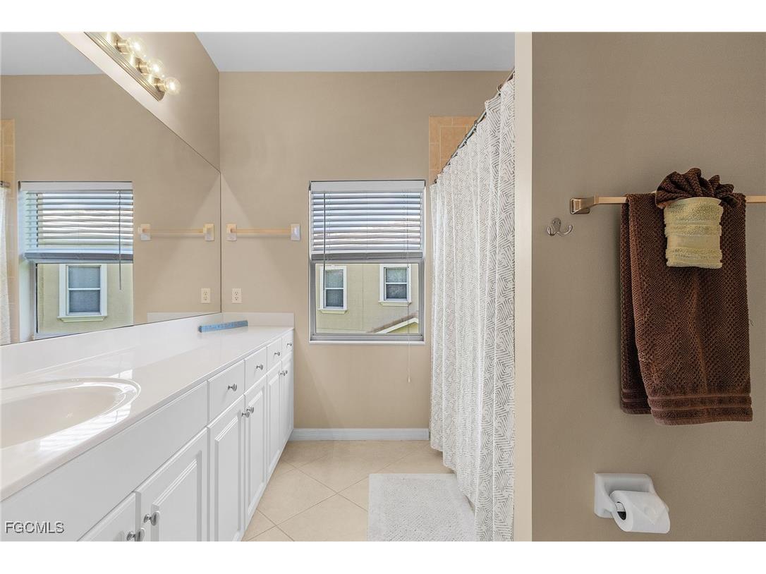 3240 Cottonwood Bend #201 Fort Myers FL 33905 2025009511 image21