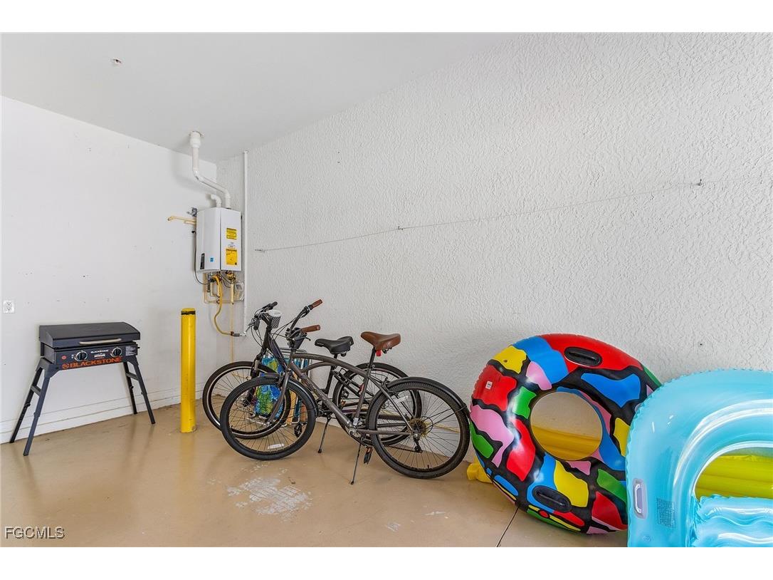 3240 Cottonwood Bend #201 Fort Myers FL 33905 2025009511 image24