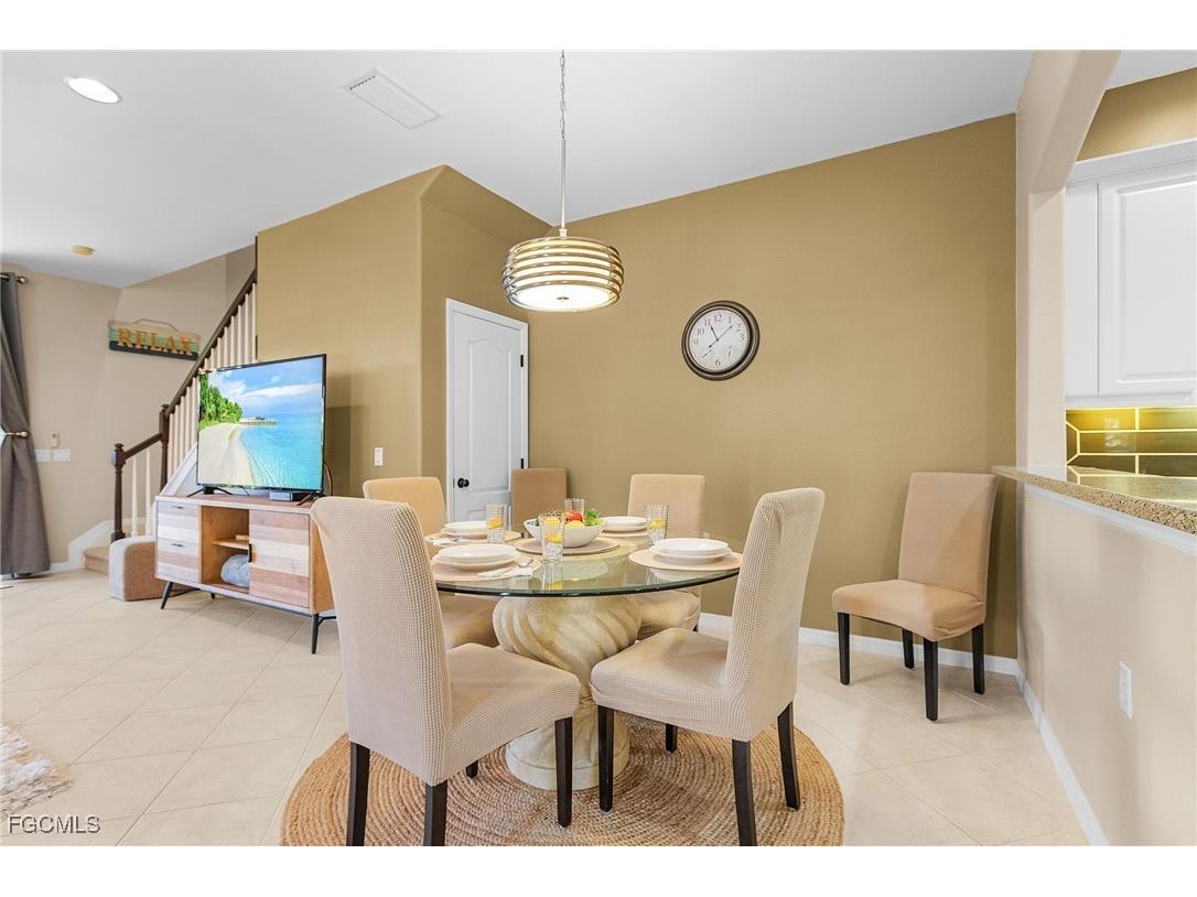 3240 Cottonwood Bend #201 Fort Myers FL 33905 2025009511 image3