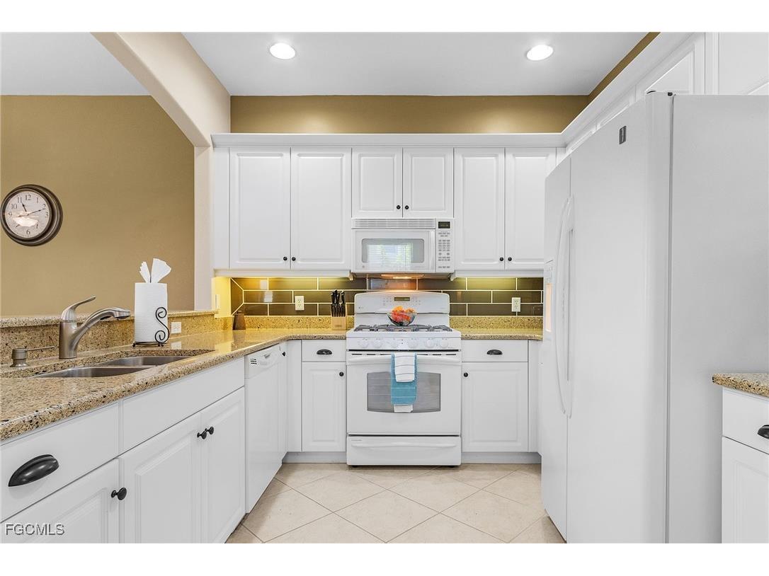 3240 Cottonwood Bend #201 Fort Myers FL 33905 2025009511 image7