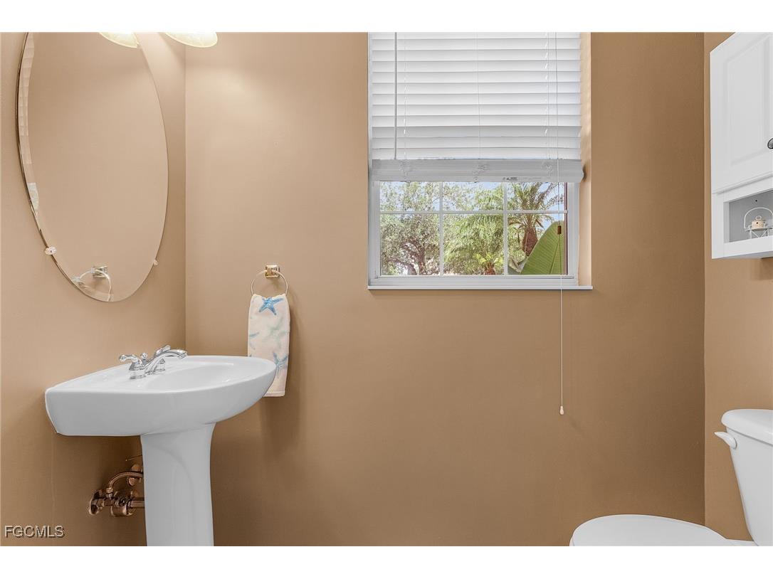 3240 Cottonwood Bend #201 Fort Myers FL 33905 2025009511 image9