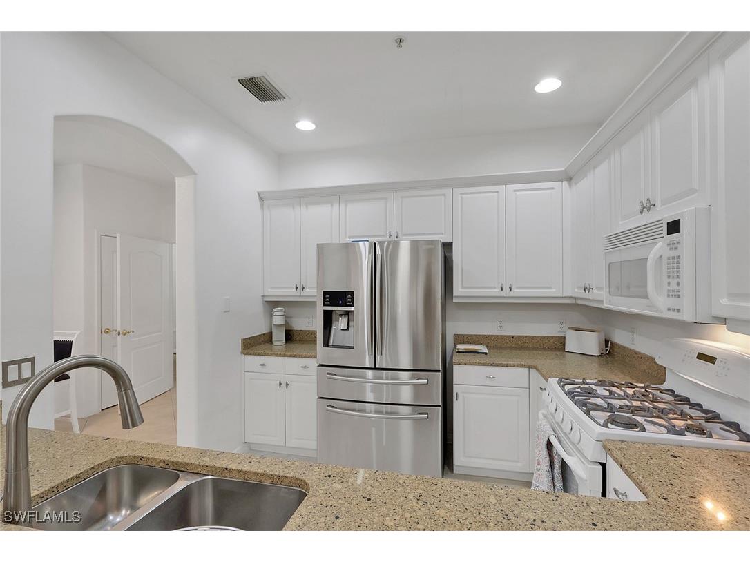 3240 Cottonwood Bend #206 Fort Myers FL 33905 225081907 image16