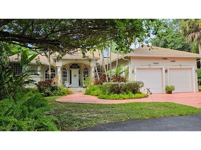 3241 25th Avenue SW Naples FL 34117 224075847 image1