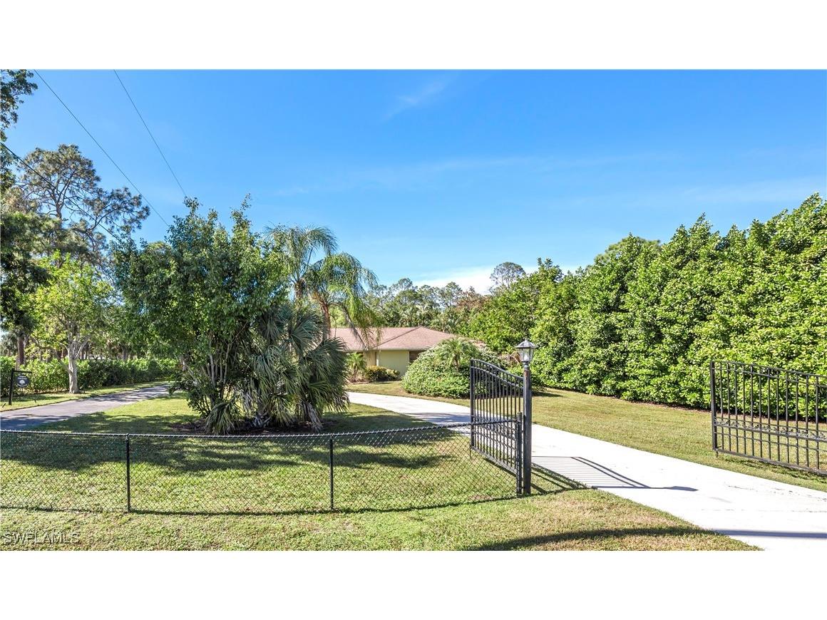 3241 68th Street SW Naples FL 34105 225016763 image1