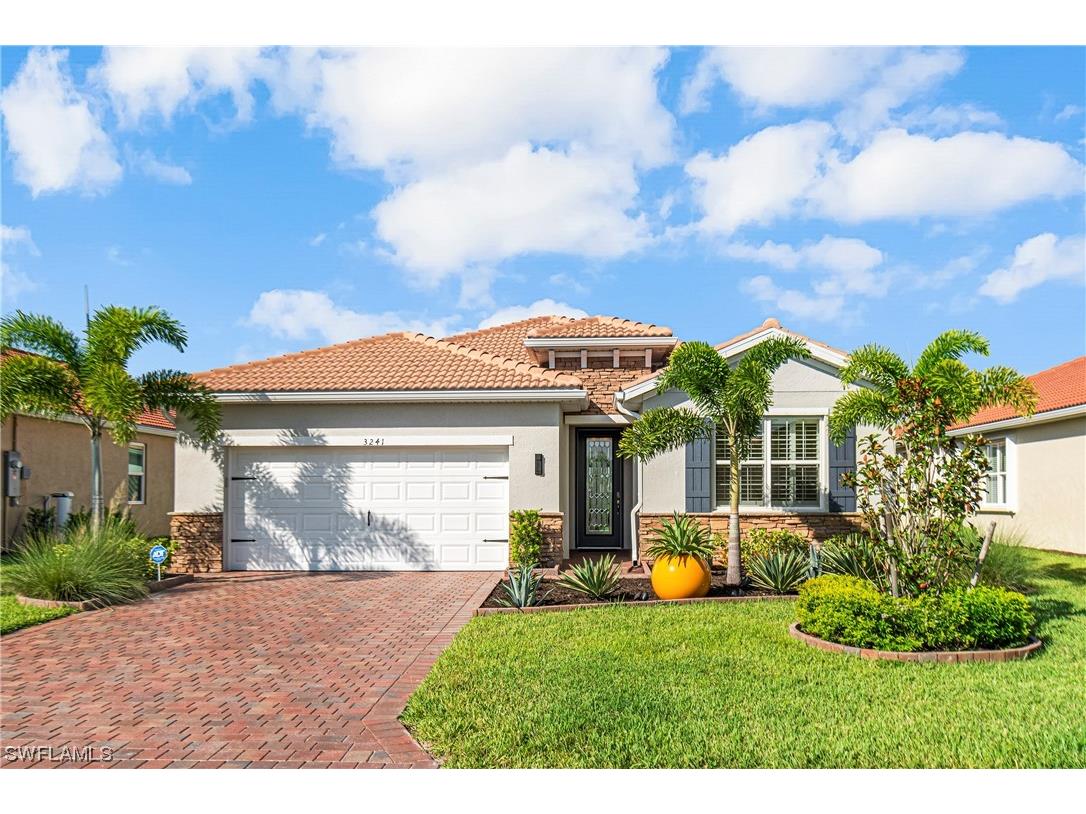 3241 Apple Blossom Drive Alva FL 33920 223063873 image1
