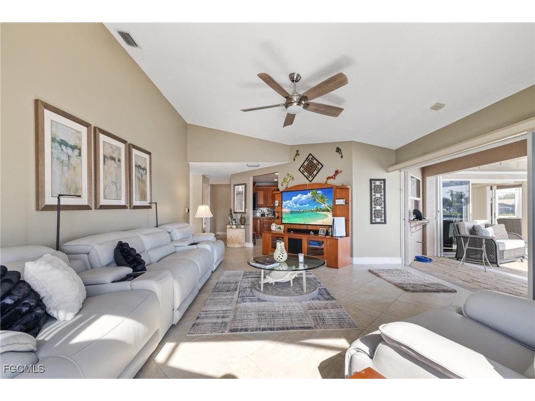 3241 SE 1st Court Cape Coral FL 33904 2025016952 image16