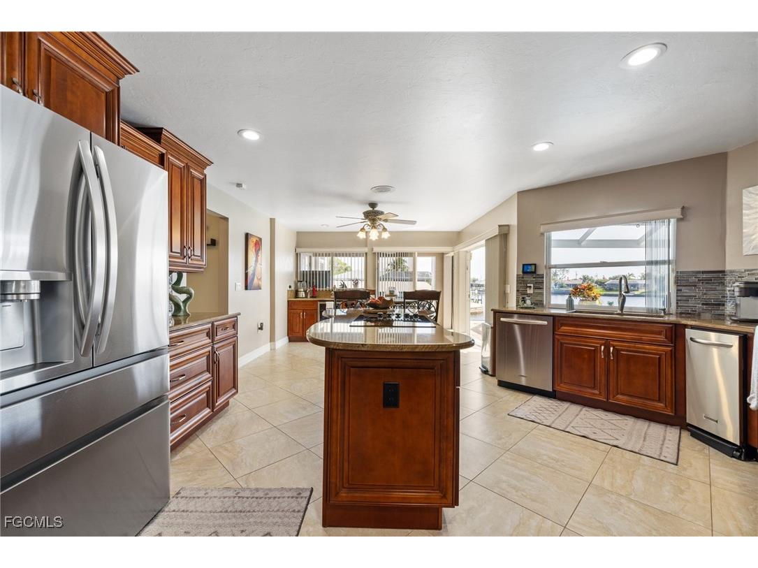 3241 SE 1st Court Cape Coral FL 33904 2025016952 image22