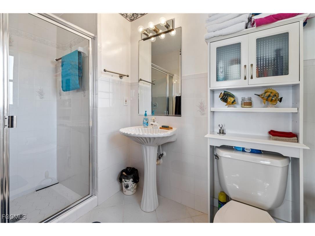 3241 SE 1st Court Cape Coral FL 33904 2025016952 image38